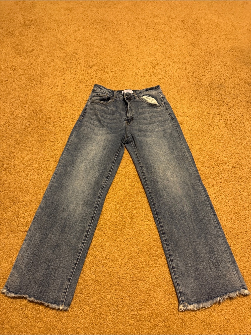Women's Wide-Leg Frayed Hem Jeans - Light Blue Wash